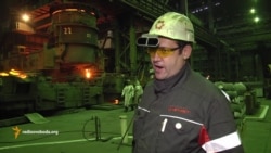 Зарплата маріупольських металургів зменшилася у два рази