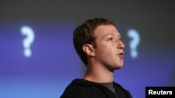 مارک زاکربرگ، مدیرعامل فیس‌بوک