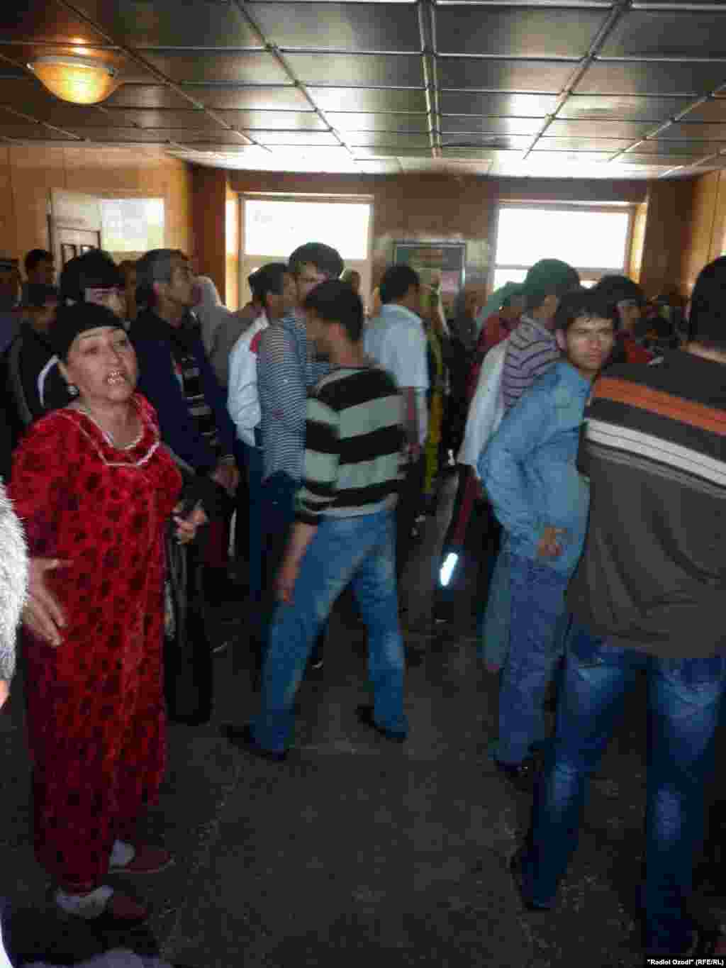 Таҷаммӯъи тоҷирони &quot;Саховат&quot; дар шаҳрдории Кӯлоб