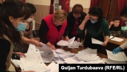 Шайлоо участкаларынын биринде тартылган сүрөт.