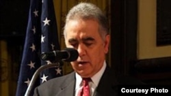 Издатель и редактор газеты «The California Courier» Арут Сасунян (архви)