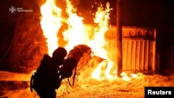 За даними місцевої влади, через влучання зайнялася пожежа, яку оперативно локалізували працівники ДСНС