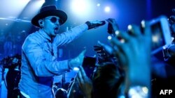 Чэрстэр Бэнінгтан на канцэрце Linkin Park, архіўнае фота