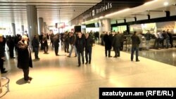 Зал прибытия международного аэропорта  «Звартноц»