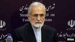 Kamal Kharrazi, a top foreign policy aide to Iran's supreme leader (file photo)