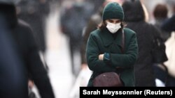 Ֆրանսիա - Փարիզի փողոցներից մեկում, դեկտեմբեր, 2021թ․