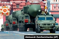 РОСІЯ -- Російські балістичні ракети РС-24 на Червоній площі у Москві під час військового параду до Дня Перемоги