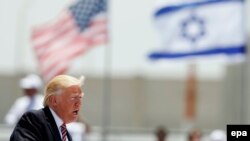 Президент США Дональд Трамп під час церемонії зустрічі в аеропорту Тель-Авіва, Ізраїль, 22 травня 2017 року