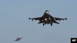F-16 կործանիչներ, արխիվային լուսանկար