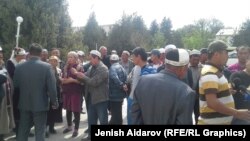 Село Кара-Бак Баткенской области. 1 мая 2015 года. 