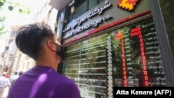 پول ملی ایران از ابتدای سال ۹۹ تاکنون بیش از ۴۵ درصد از ارزش خود را از دست داده است.