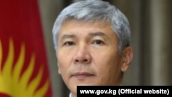 Максат Мамытканов, вице-премьер-министр.