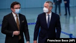 За словами Єнса Столтенберґа, НАТО «постійно шукає нових шляхів надати Україні підтримку»