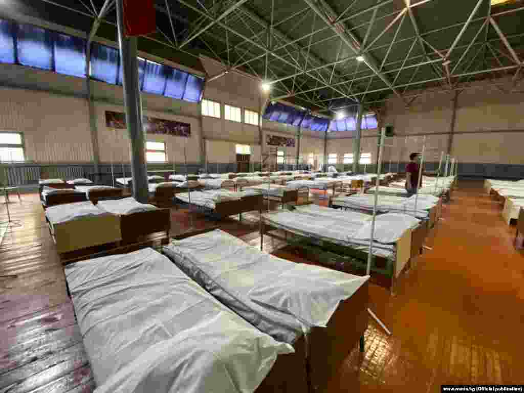 Раатбек Санатбаев атындагы дене тарбия борбору.