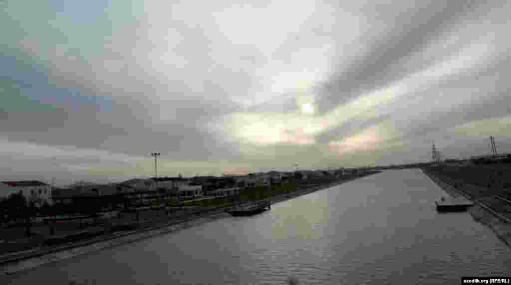 Uzbekistan - present appearance Urgench, 19.04.2014