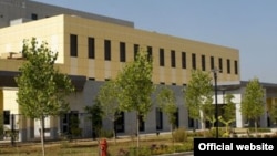 Здание посольства США в городе Душанбе