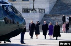 Ҷо Байден Кохи Сафедро тарк кард