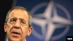 وزير امور خارجه روسيه می گوید کشورش خواستار ادامه گفت وگو ها با تهران است