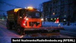 Кличко закликав киян, які не мають гострої потреби їхати у місто, залишатися вдома