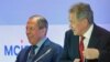 Россия  - Министр иностранных дел России Сергей Лавров (справа) и министр обороны России Сергей Шойгу вр время 3-й конференции по безопасности, Москва, 23 мая 2014 г.