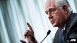 رکس تیلرسون می گوید، روسیه مسئولیت دارد تا نگذارد حکومت بشار اسد از سلاح شیمیایی استفاده کند.