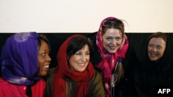  دیدار آنت بنینگ و الفری وودارد، بازیگران هالیوودی، با فاطمه معتمدآریا و بهاره رهنما در موزه سینما در تهران 