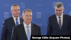 Foștii premieri Nicolae Ciucă (PNL) și Marcel Ciolacu (PSD), ambii au ratat intrarea în turul II în 2024. Împreună cu președintele Iohannis, sunt resposabili de cauzele ce au dus la anularea scrutinului respectiv, eșec teribil al instituțiilor cheie ale României.