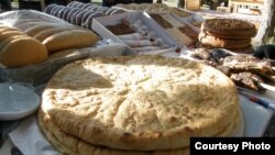 Традиционные три пирога были обязательны на новогоднем столе осетинской семьи