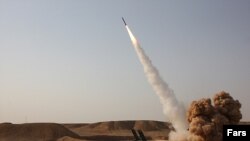 آزمایش موشک بالیستیک در ایران؛ این تصویر آرشیوی است