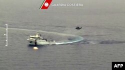 کم‌تر از ۳۰ نفر زنده مانده‌اند؛ قایق ۲۰ متری ۷۰۰ نفر را در خود جا داده بود