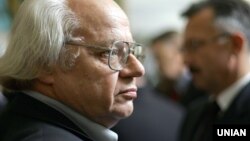 19 червня помер Іван Драч — український поет, перекладач, кіносценарист, драматург, державний і громадський діяч. Перший голова Народного руху України, Герой України