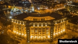 Київ вимагає «якнайшвидшого виправлення» неправдивих даних у підручнику