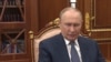 Книжкова шафа Путіна: Кремль видає старі записи за нові, з’ясувало Радіо Свобода