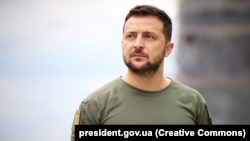 Володимир Зеленський наголосив, що українці змінюють «Україну для себе, а не для когось».