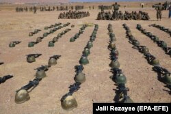 سربازان ارتش افغانستان در جلسه آموزشی در هرات، ۱۴ سپتامبر ۲۰۲۰