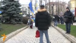 Каля 200 тысяч мітынгоўцаў сабраліся ў парку імя Тараса Шаўчэнкі