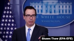 استیو منوچین گفته است وزارتخانه‌های دفاع و انرژی تحریم ترکیه هم شدند.