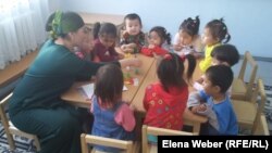 «Капитошка»  инклюзивтік орталығындағы сабақ. Теміртау, 22 қыркүйек 2016 жыл.