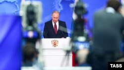 Foreign media from unfriendly countries will only be able to report on President Vladimir Putin's speech while watching the live broadcast, his spokesman said.