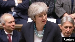 ترزا می می گوید «تا زمانی که بر سر یک طرح به توافق نرسیم، خطر برگزیت بدون توافق افزایش می‌یابد».