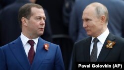 Ռուսաստանի ներկայիս և նախկին նախագահներ Վլադիմիր Պուտին և Դմիտրի Մեդվեդև, արխիվ