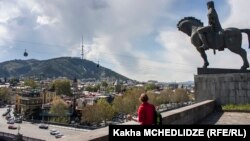 MTV отмечает, что грузинская столица отлично подходит и для романтического отпуска