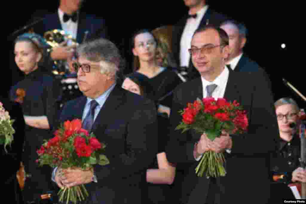 Дмитрий Бертман ва СССР ва Озарбайжон халқ артисти Фарҳод Бадалбейли Муслим Магомаев номидаги Иккинчи халқаро вокалчилар мусобақасида 