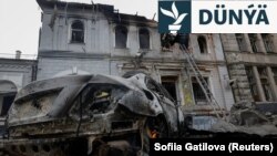 22-nji oktýabrda Ukrainanyň Harkow şäherindäki çagalar bagyna Rus güýçleri tarapyndan edilen hüjümiň netijeleri.