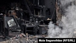 Гулиева в Южной Осетии успели подзабыть, если бы не пожар в восстановленном после войны отцовском доме в селе Тбет. Сотрудники республиканского МЧС установили, что возгорание явилось следствием поджога, правда, окончательные выводы предстоит сделать следственным органам.