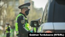 Жол кайгуул кызматкери, Бишкек, 31-март, 2020-жыл.