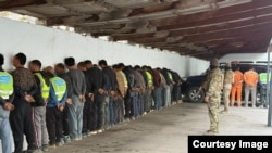 Боздошти коргарони ширкати чинӣ ва қирғизӣ пас аз як занозанӣ дар рӯзи 15-уми ноябр.