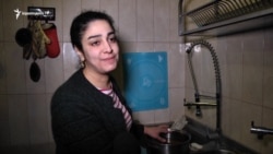 Ստեփանակերտում ռեստորան բացած սիրիահայ ընտանիքն անվճար կերակրում է բոլորին, սնունդ է հասցնում ապաստարաններ