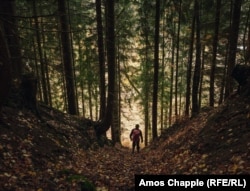 کریشتک در مسیری که زمانی برای رسیدن به یک معدن اورانیوم در کوهستان بوهمیا استفاده می‌شد