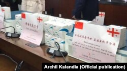 В Минздраве заявляют, что тысяча тестов, которые Грузия получила в подарок от Китая, произведены другой компанией и являются высоконадежными